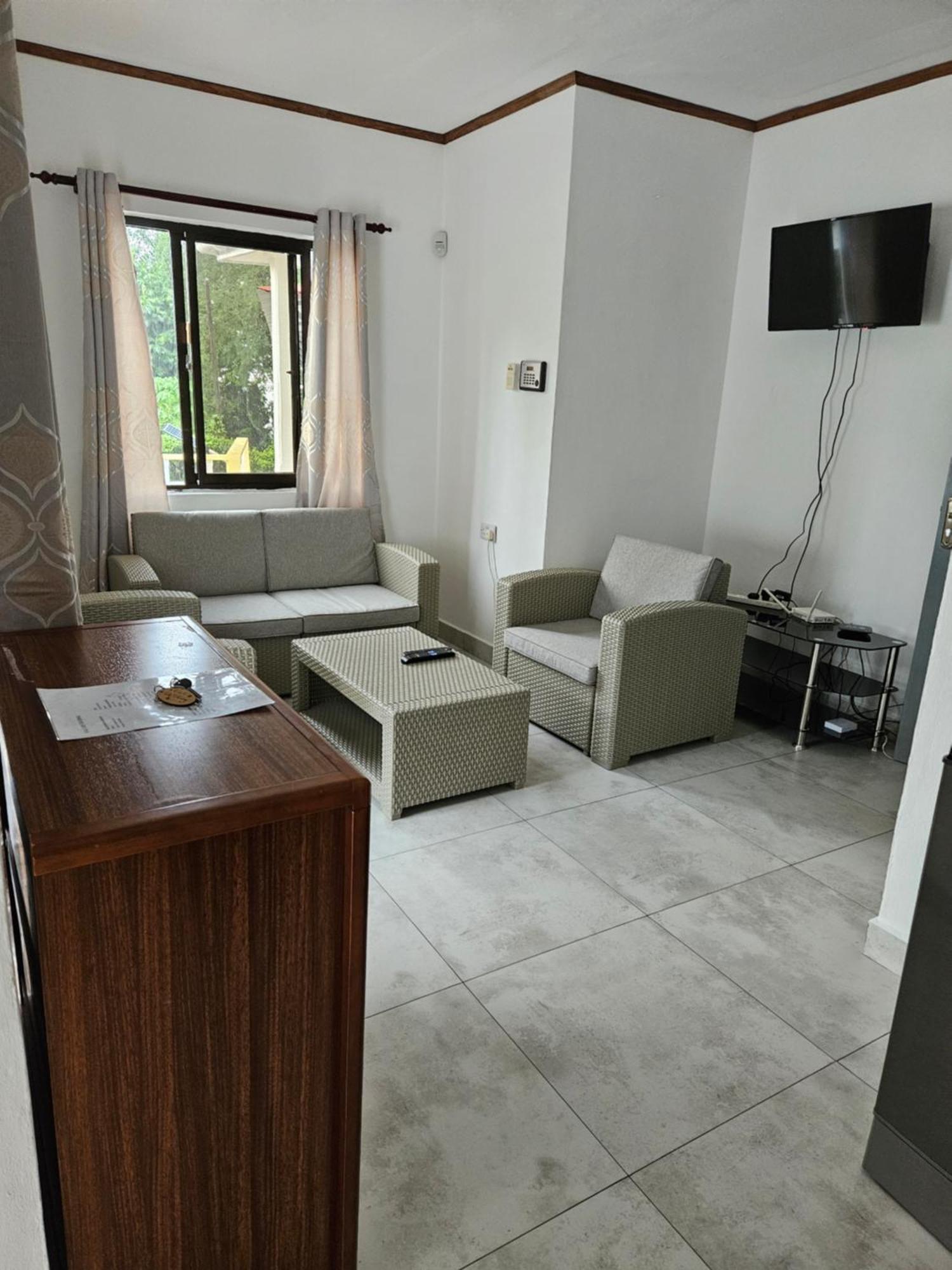 Hotel E&E Self Catering Beau Vallon  Exterior foto